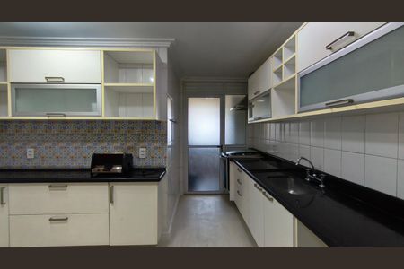 Apartamento à venda com 140m², 3 quartos e 2 vagasCozinha