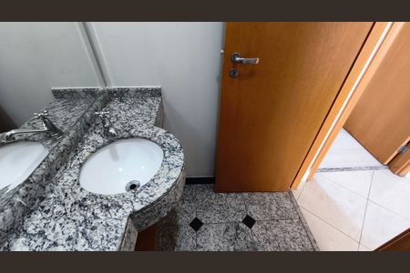 Apartamento à venda com 140m², 3 quartos e 2 vagasLavabo