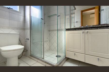 Apartamento à venda com 140m², 3 quartos e 2 vagasBanheiro da Suíte 3