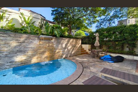 Apartamento à venda com 140m², 3 quartos e 2 vagasPiscina