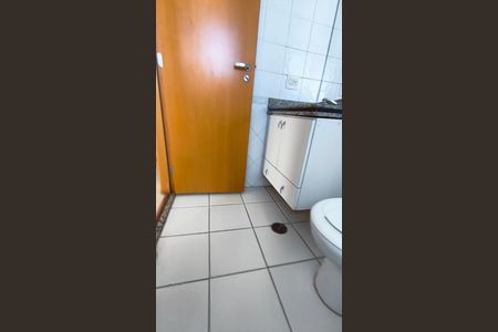 Apartamento à venda com 140m², 3 quartos e 2 vagasBanheiro da Suíte 2