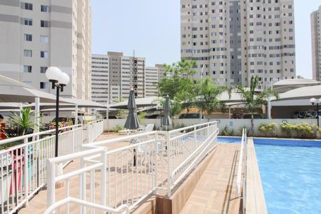 Apartamento para alugar com 46m², 2 quartos e 1 vaga Apartamento para alugar com 46m², 2 quartos e 1 vagaÁrea comum - Piscina