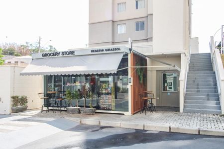Apartamento para alugar com 46m², 2 quartos e 1 vaga Apartamento para alugar com 46m², 2 quartos e 1 vagaÁrea comum - Mercado
