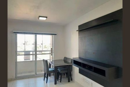 Sala de apartamento à venda com 2 quartos, 47m² em Santa Fe, Porto Alegre