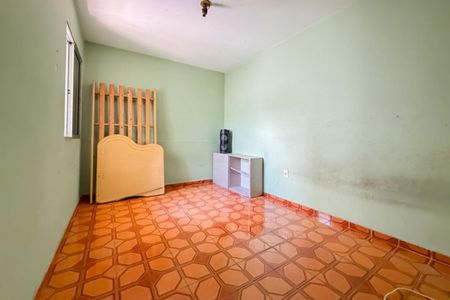 Casa à venda com 108m², 2 quartos e 1 vaga Casa à venda com 108m², 2 quartos e 1 vagaFoto 02