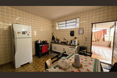 Casa à venda com 675m², 5 quartos e 5 vagas