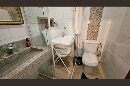 Casa à venda com 116m², 3 quartos e 2 vagas