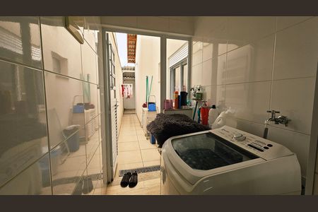 Casa à venda com 116m², 3 quartos e 2 vagas