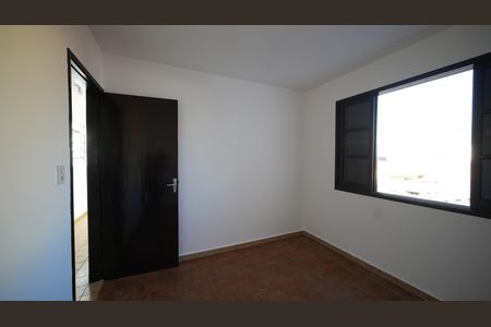 Casa para alugar com 100m², 3 quartos e 1 vagaQuarto 2