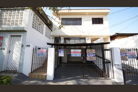 Casa para alugar com 100m², 3 quartos e 1 vagaFachada