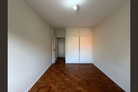 Apartamento à venda com 165m², 3 quartos e 1 vaga