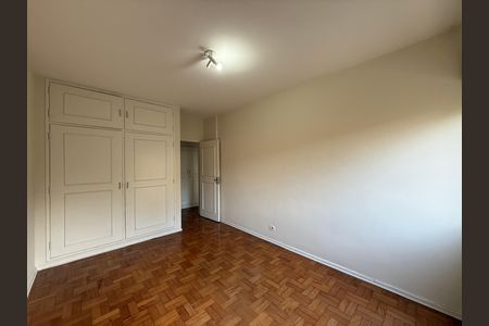 Apartamento à venda com 165m², 3 quartos e 1 vaga