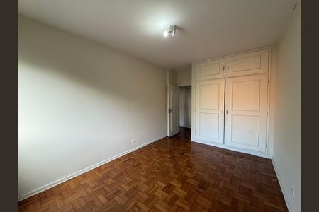 Apartamento à venda com 165m², 3 quartos e 1 vaga