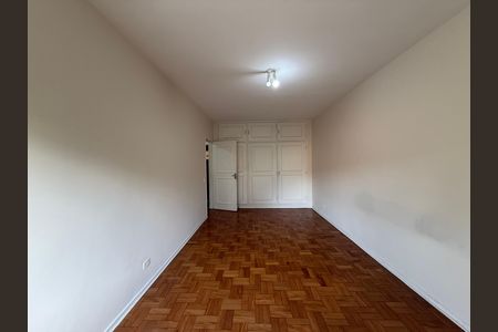 Apartamento à venda com 165m², 3 quartos e 1 vaga