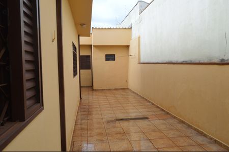 Casa para alugar com 148m², 3 quartos e 3 vagasQuintal