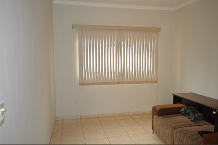 Casa para alugar com 148m², 3 quartos e 3 vagasSala