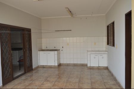 Casa para alugar com 148m², 3 quartos e 3 vagasÁrea de Serviço