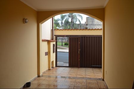 Casa para alugar com 148m², 3 quartos e 3 vagasGaragem