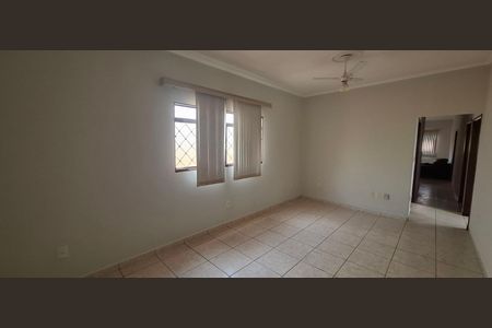 Casa para alugar com 148m², 3 quartos e 3 vagas Casa para alugar com 148m², 3 quartos e 3 vagasCopa