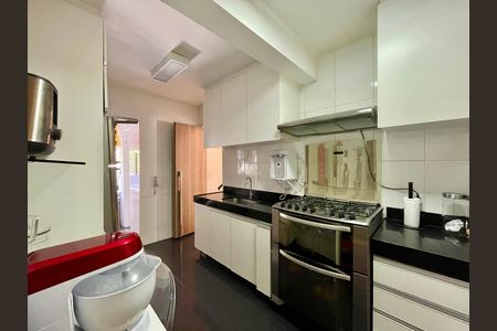 Apartamento à venda com 95m², 3 quartos e 2 vagas