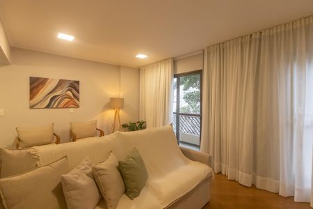 Apartamento à venda com 77m², 2 quartos e 1 vaga Apartamento à venda com 77m², 2 quartos e 1 vagaSala