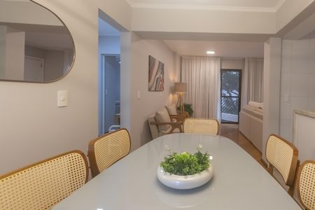Apartamento à venda com 77m², 2 quartos e 1 vaga Apartamento à venda com 77m², 2 quartos e 1 vagaSala