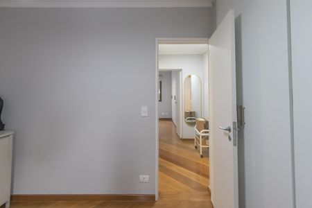 Apartamento à venda com 77m², 2 quartos e 1 vaga Apartamento à venda com 77m², 2 quartos e 1 vagaQuarto 1