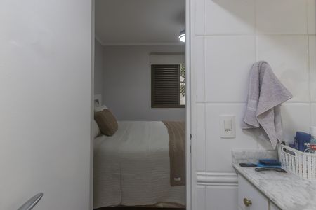 Apartamento à venda com 77m², 2 quartos e 1 vaga Apartamento à venda com 77m², 2 quartos e 1 vagaBanheiro da Suíte
