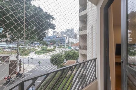 Apartamento à venda com 77m², 2 quartos e 1 vaga Apartamento à venda com 77m², 2 quartos e 1 vagaVaranda da Sala