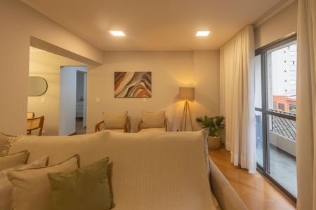 Apartamento à venda com 77m², 2 quartos e 1 vaga Apartamento à venda com 77m², 2 quartos e 1 vagaSala
