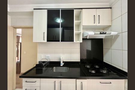 Apartamento para alugar com 56m², 2 quartos e 1 vaga Apartamento para alugar com 56m², 2 quartos e 1 vagaCozinha