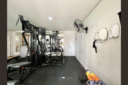 Apartamento para alugar com 56m², 2 quartos e 1 vaga Apartamento para alugar com 56m², 2 quartos e 1 vagaÁrea comum - Academia