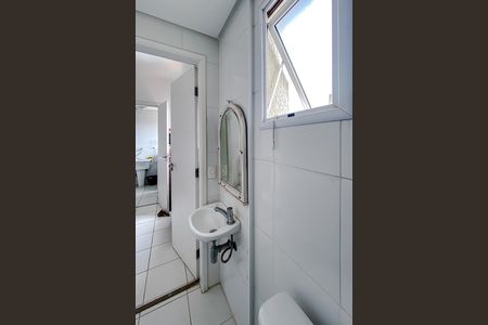 Apartamento à venda com 180m², 3 quartos e 4 vagas Apartamento à venda com 180m², 3 quartos e 4 vagasBanheiro de serviço