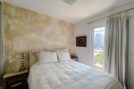 Apartamento à venda com 180m², 3 quartos e 4 vagas Apartamento à venda com 180m², 3 quartos e 4 vagasQuarto 2 - Suíte