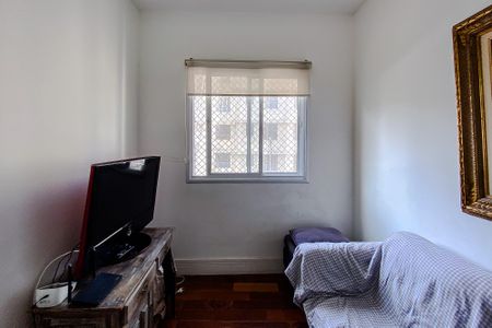 Apartamento à venda com 180m², 3 quartos e 4 vagas Apartamento à venda com 180m², 3 quartos e 4 vagasQuarto 1 - Suíte