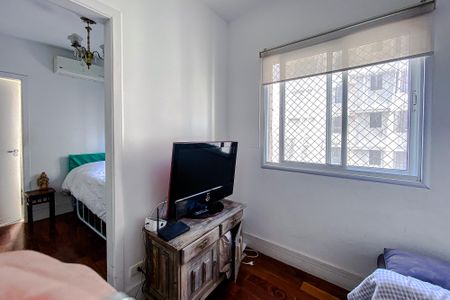 Apartamento à venda com 180m², 3 quartos e 4 vagas Apartamento à venda com 180m², 3 quartos e 4 vagasQuarto 1 - Suíte