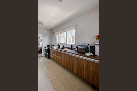 Apartamento à venda com 180m², 3 quartos e 4 vagas Apartamento à venda com 180m², 3 quartos e 4 vagasCozinha