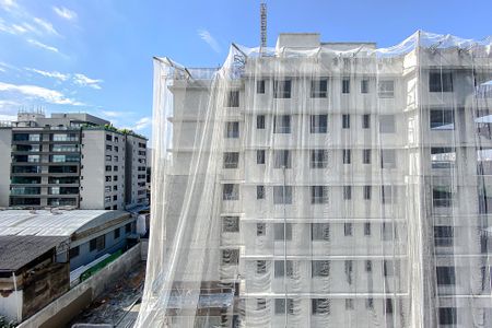 Apartamento à venda com 180m², 3 quartos e 4 vagas Apartamento à venda com 180m², 3 quartos e 4 vagasVista da Suíte 1