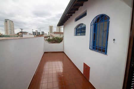 Casa para alugar com 188m², 3 quartos e 4 vagas Casa para alugar com 188m², 3 quartos e 4 vagasVaranda da Suíte 2