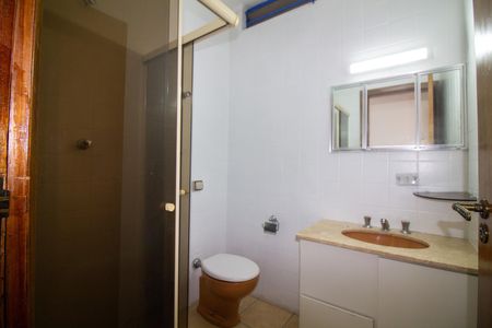 Casa para alugar com 188m², 3 quartos e 4 vagas Casa para alugar com 188m², 3 quartos e 4 vagasBanheiro