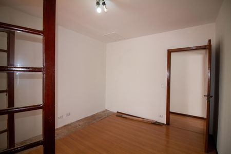 Casa para alugar com 188m², 3 quartos e 4 vagas Casa para alugar com 188m², 3 quartos e 4 vagasQuarto 3 - Suíte 2