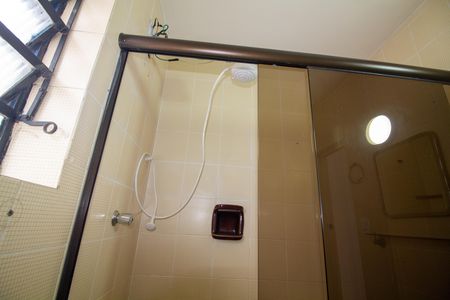 Casa para alugar com 188m², 3 quartos e 4 vagas Casa para alugar com 188m², 3 quartos e 4 vagasBanheiro da Suíte 2