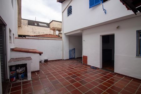 Casa para alugar com 188m², 3 quartos e 4 vagas Casa para alugar com 188m², 3 quartos e 4 vagasQuintal - Churrasqueira