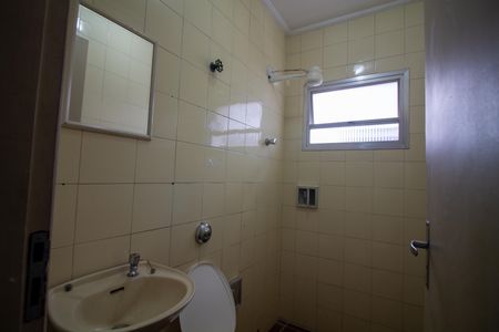 Casa para alugar com 188m², 3 quartos e 4 vagas Casa para alugar com 188m², 3 quartos e 4 vagasBanheiro de Serviço