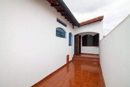 Casa para alugar com 188m², 3 quartos e 4 vagas Casa para alugar com 188m², 3 quartos e 4 vagasVaranda da Suíte 2