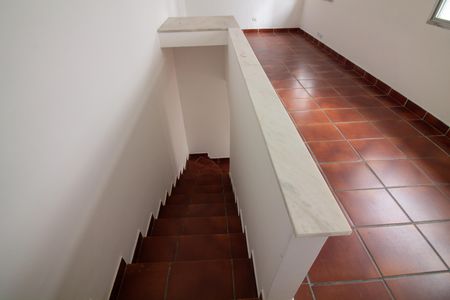 Casa para alugar com 188m², 3 quartos e 4 vagas Casa para alugar com 188m², 3 quartos e 4 vagasEscada