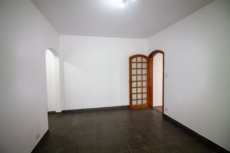 Casa para alugar com 188m², 3 quartos e 4 vagas Casa para alugar com 188m², 3 quartos e 4 vagasSala de Jantar