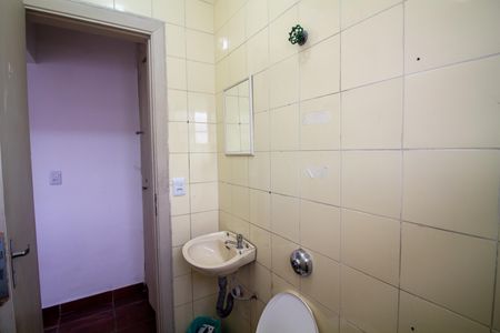 Casa para alugar com 188m², 3 quartos e 4 vagas Casa para alugar com 188m², 3 quartos e 4 vagasBanheiro de Serviço