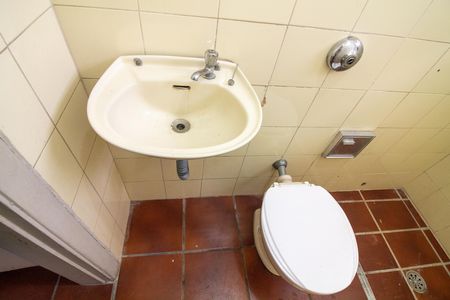 Casa para alugar com 188m², 3 quartos e 4 vagas Casa para alugar com 188m², 3 quartos e 4 vagasBanheiro de Serviço