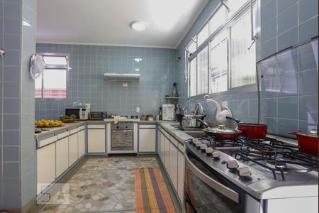 Casa para alugar com 247m², 3 quartos e 4 vagas Casa para alugar com 247m², 3 quartos e 4 vagasCozinha